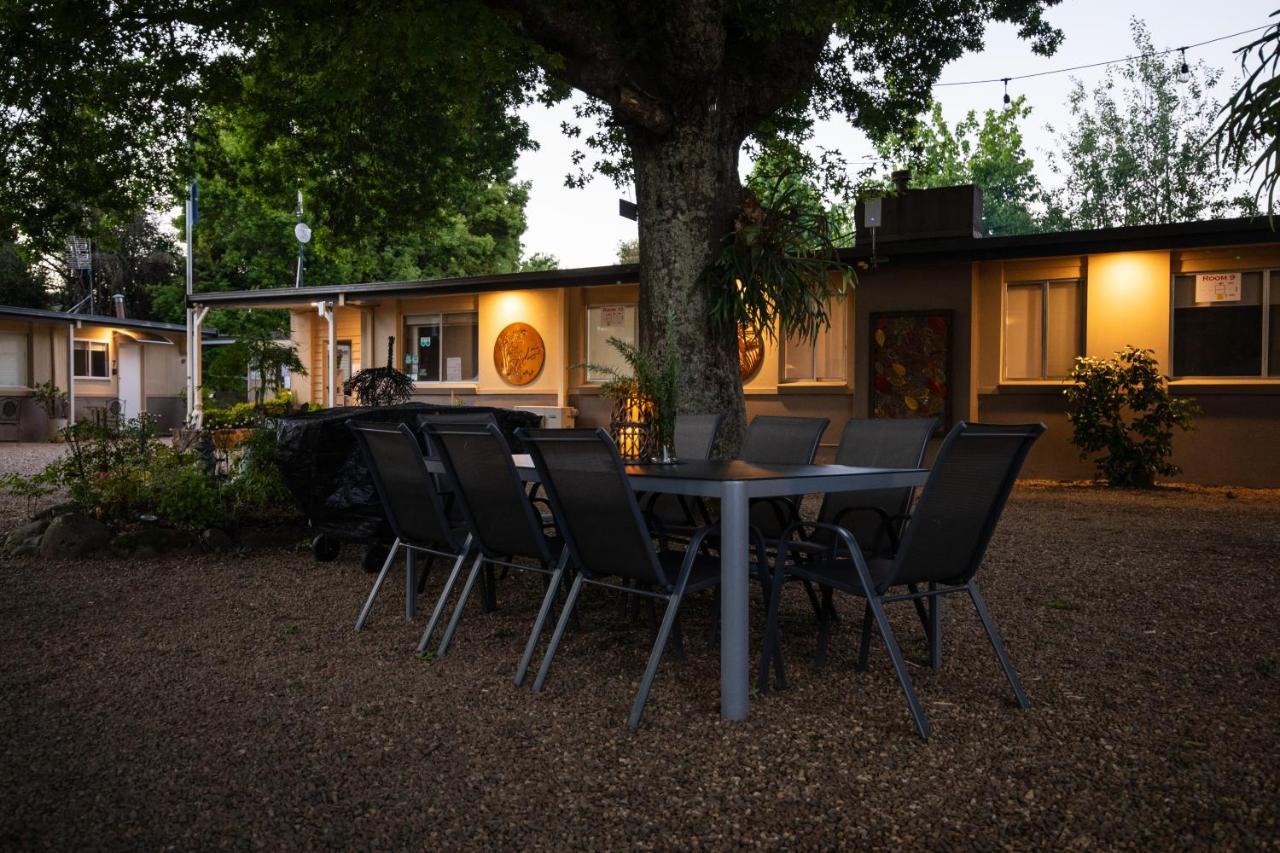 Adina Lodge Holiday Apartments Bright Eksteriør billede